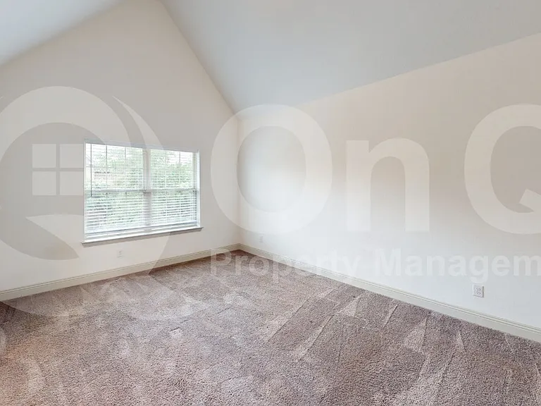 6242 Blythe Dr — Photo 6