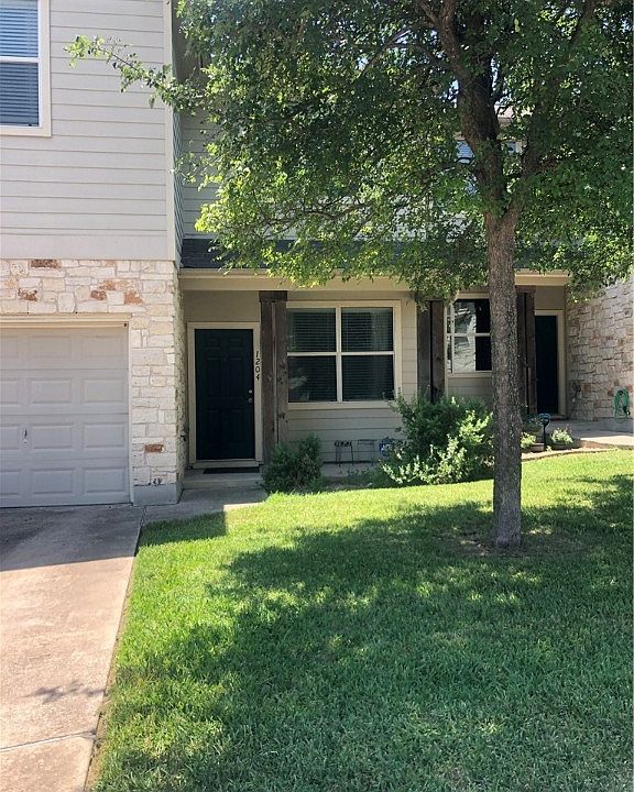1st image of 512 Eberhart Ln APT 1204