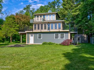 3 Marion Ave, Malta, NY 12020