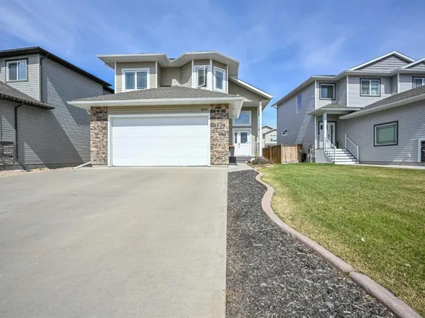 8534 S 70a Ave, Grande Prairie, AB T8X 0M4