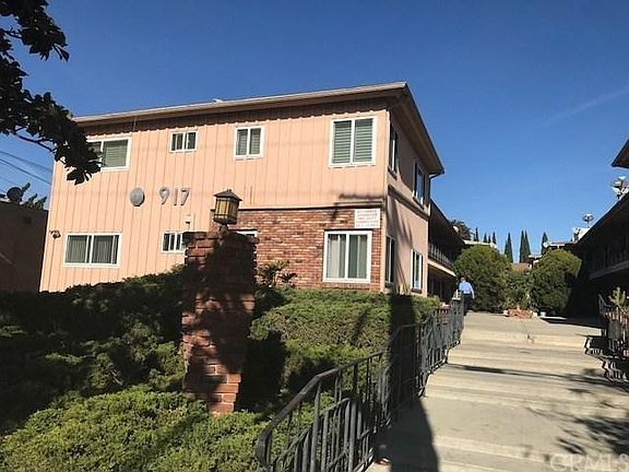 3rd image of 917 E La Palma Dr APT 4