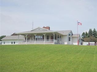 2912 S 15th St, Manitowoc, WI 54220