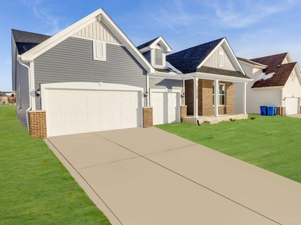 6040 E 112th Pl, Winfield, IN 46307