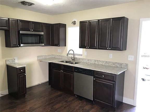 4th image of 1222 Morgan Dr