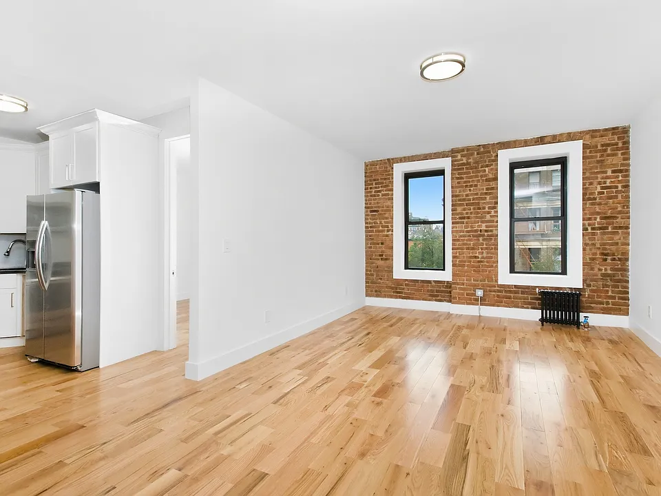 400 Clinton Ave #3K