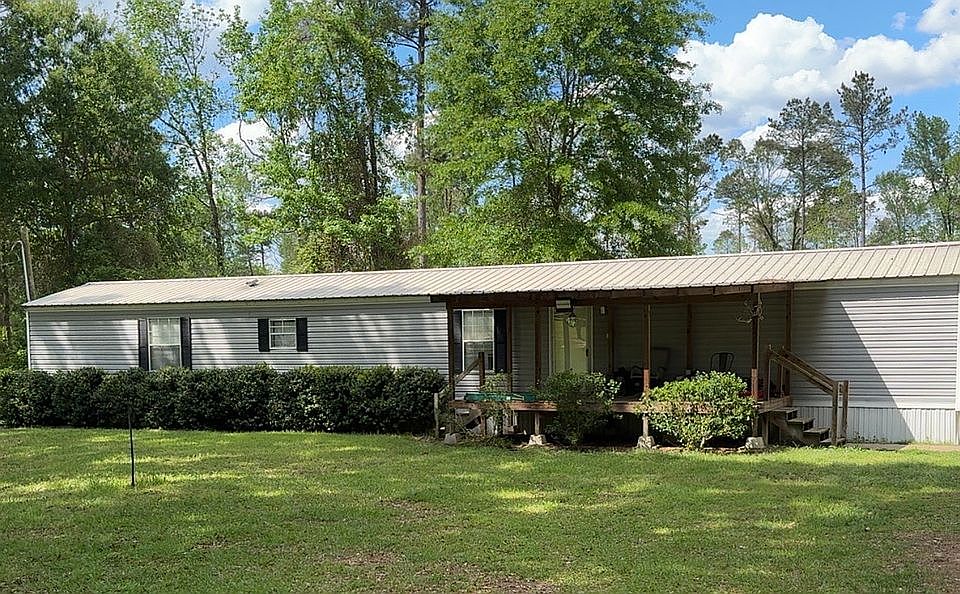 1st image of 2111 Brownlee Rd