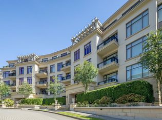 568 Waters Edge Cres #300, West Vancouver, BC