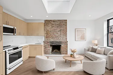 150 Clinton Street, #PHA