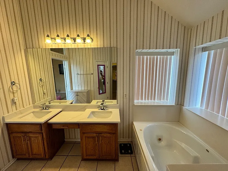 4409 Whitmere Ct — Photo 25