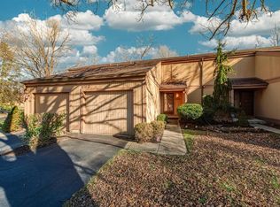 995 Walnut Ct, Mason, OH