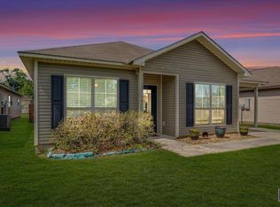 10826 Moss Pointe Dr, Denham Springs, LA 70726