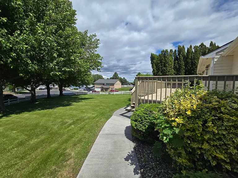 4423 S Sharron Ct — Photo 28