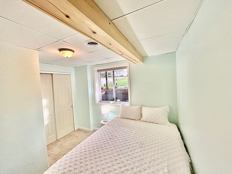 1 bedroom ,queen bed