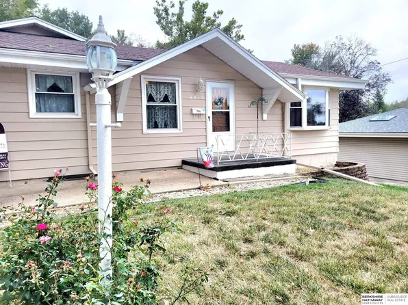 4013 Greene Ave, Bellevue, NE 68147