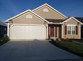 123 Breckenridge Oval, Elyria, OH 44035