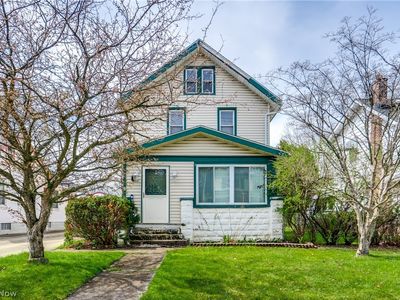 2642 6th St, Cuyahoga Falls, OH, 44221
