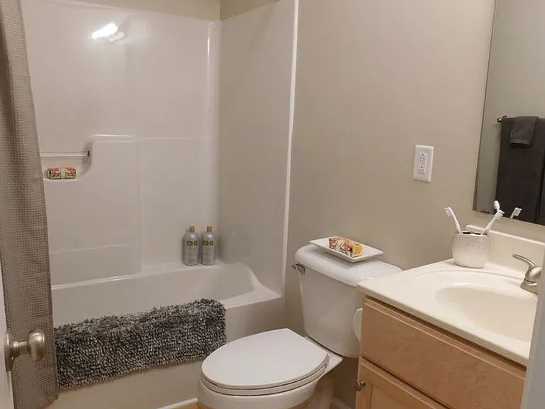 710 Craven St — Photo 8
