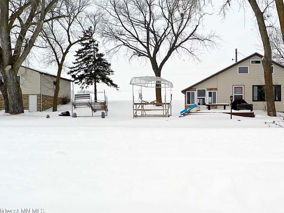 3rd image of 30810 W Jewett Dr