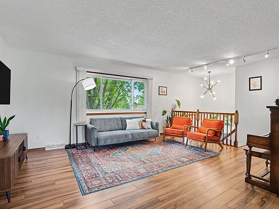 5th image of 1862 Hansel Dr
