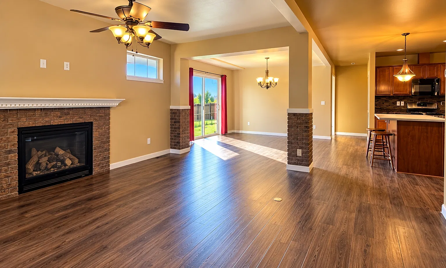 4 bed, 2244 sqft, $3,000 — Photo 3