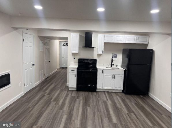 353 Daleview Dr #Basement