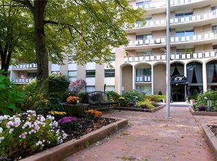 3400 Wooster Rd APT 214, Rocky River, OH