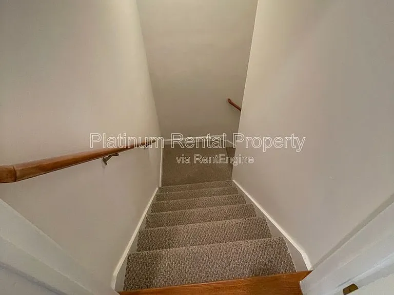 870 Ingleside Dr — Photo 57