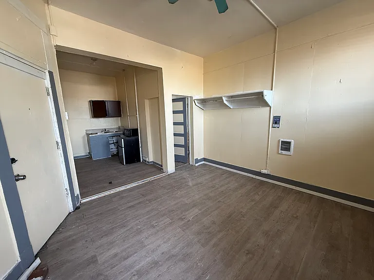 Lotus Apartments — Photo 1