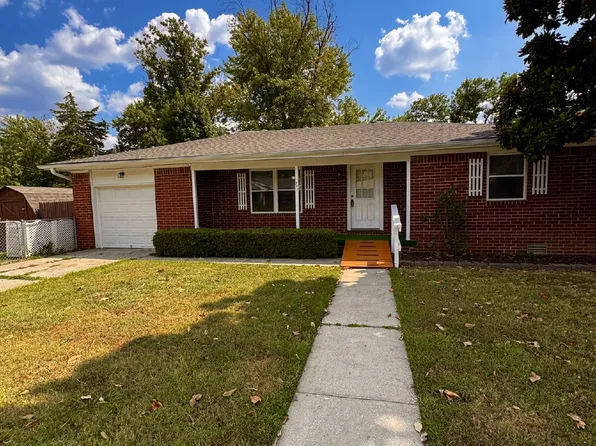 307 SW 12th St, Bentonville, AR 72712