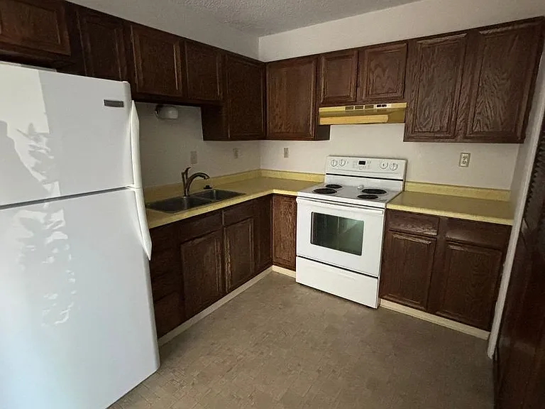 215 S 15th Ave #1-4 — Photo 25