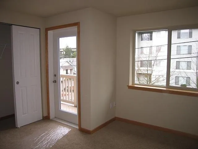Attached porch to bedroom 1 (3rd floor)