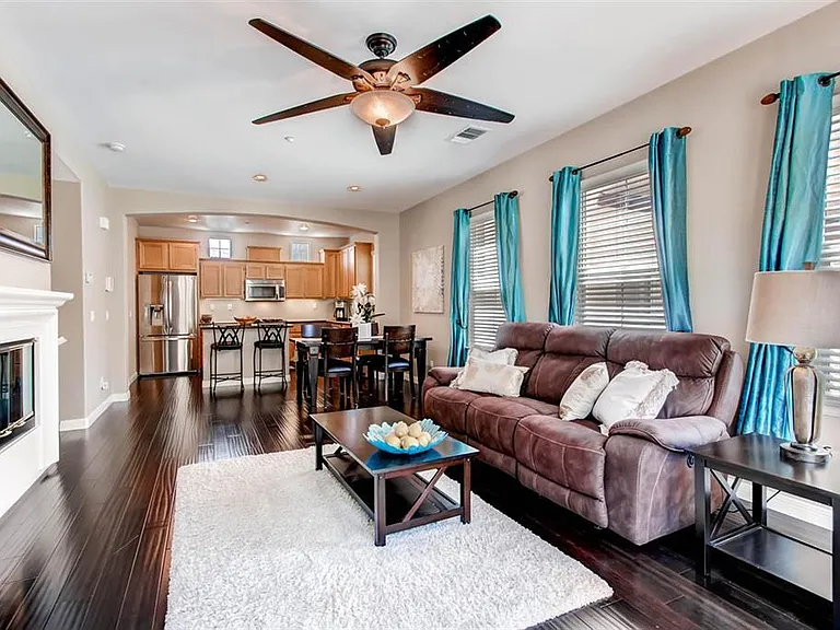 2540 Escala Cir — Photo 4