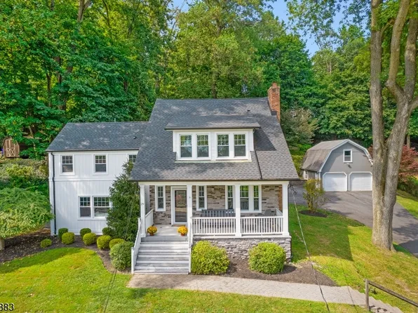 29 Somerset Ave, Bernardsville Boro, NJ 07924