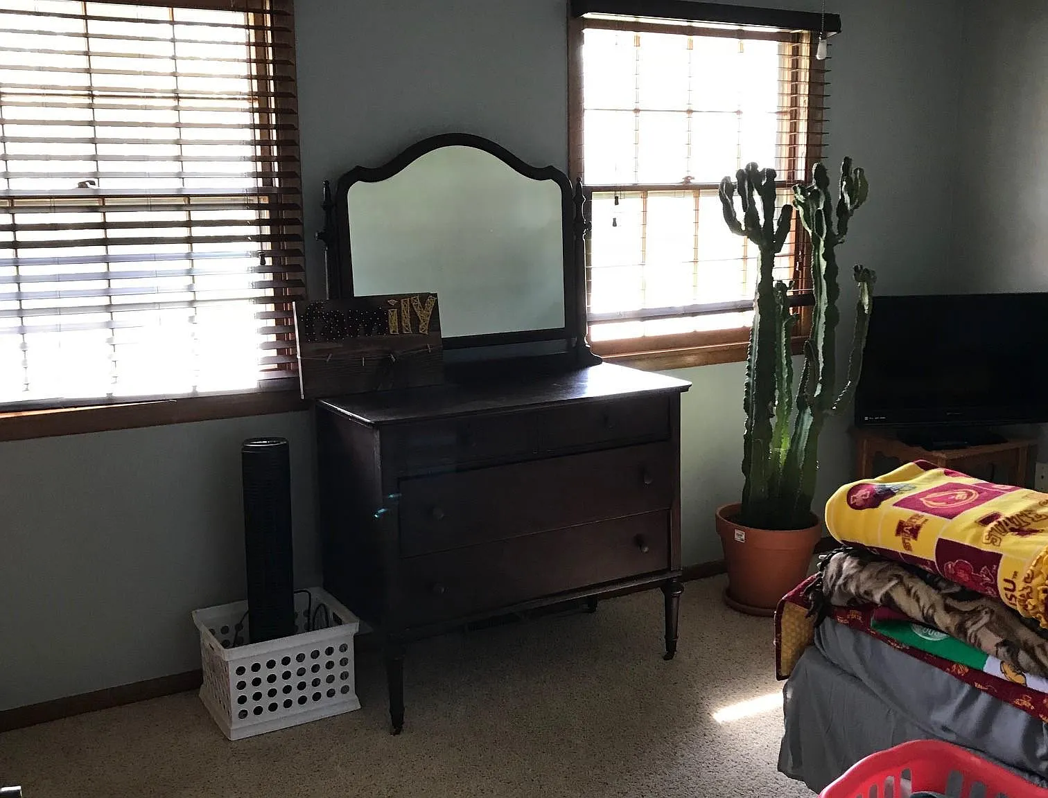 1202 SE Sharon Dr — Photo 3