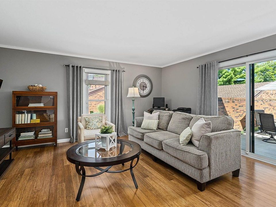 1st image of 4234 Chaucer Ln