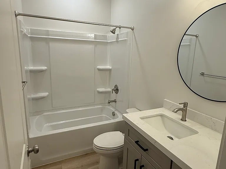 993 N 500 W — Photo 5