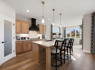 8019 Walnut Ln, Hamel, MN 55340