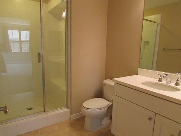 123 Thornhurst — Photo 9