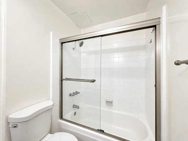 1111 Euclid St — Photo 11