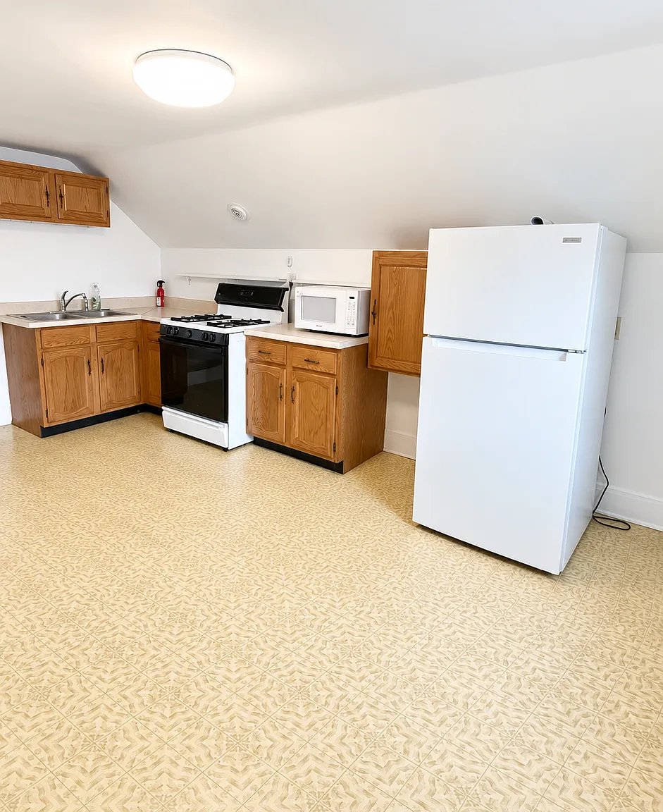 1 bed, $1,800 — Photo 2