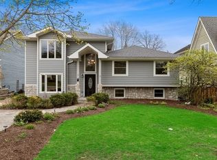 4923 Stonewall Ave, Downers Grove, IL 60515