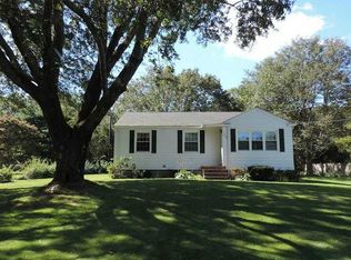 691 Stafford Rd, Tiverton, RI 02878