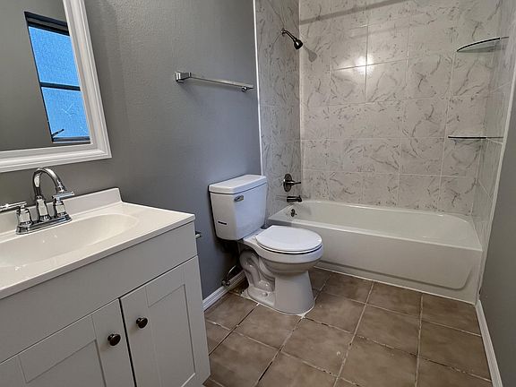 5th image of 77 Cypress St #43
