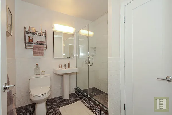 Rented by Halstead Real Estate | media 4