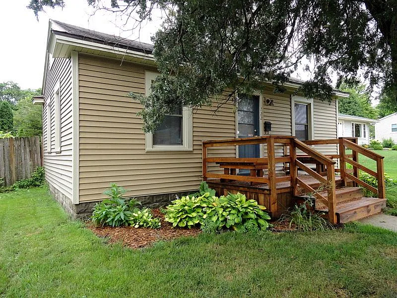 722 May St photo 1