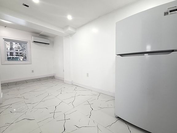 2nd image of 39 Hillside Ave APT 3