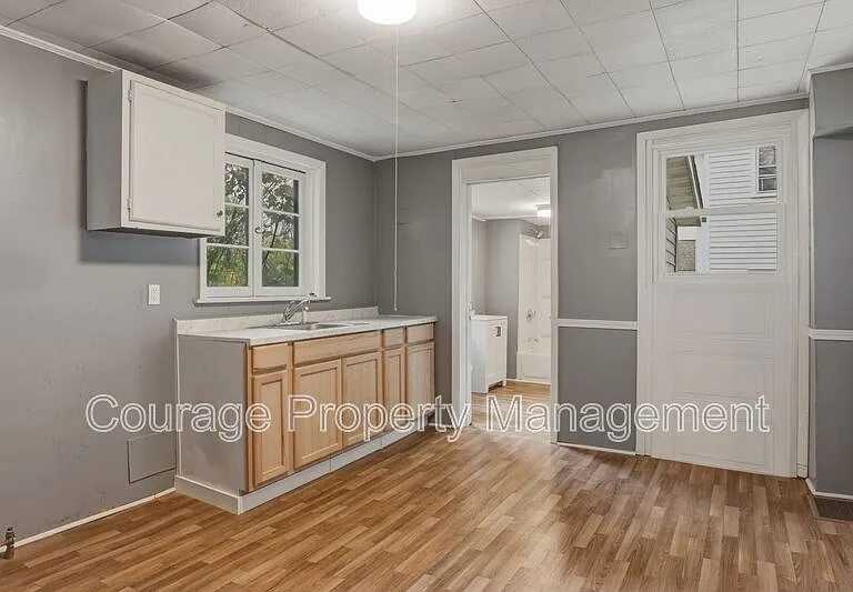 291 Sunset Dr #101 — Photo 3