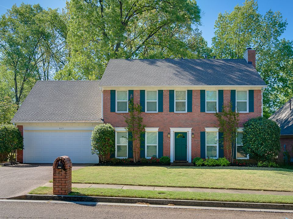 1st image of 8675 Meadow Green Dr