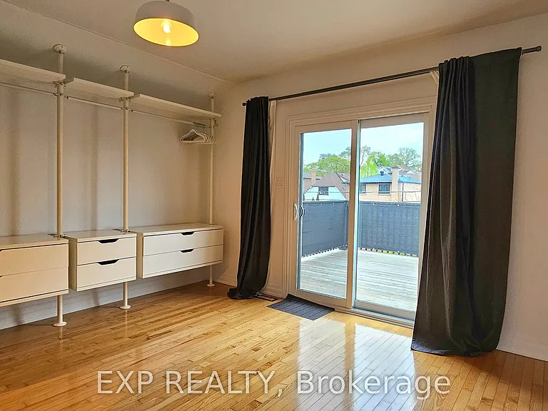 215A Chambers Ave — Photo 21