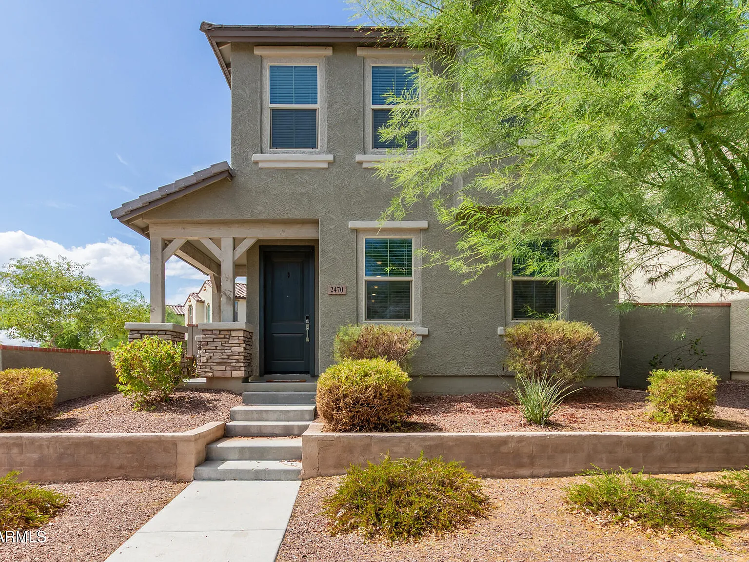 4 bed, 2.5 bath, 2029 sqft, $2,600 — Photo 1